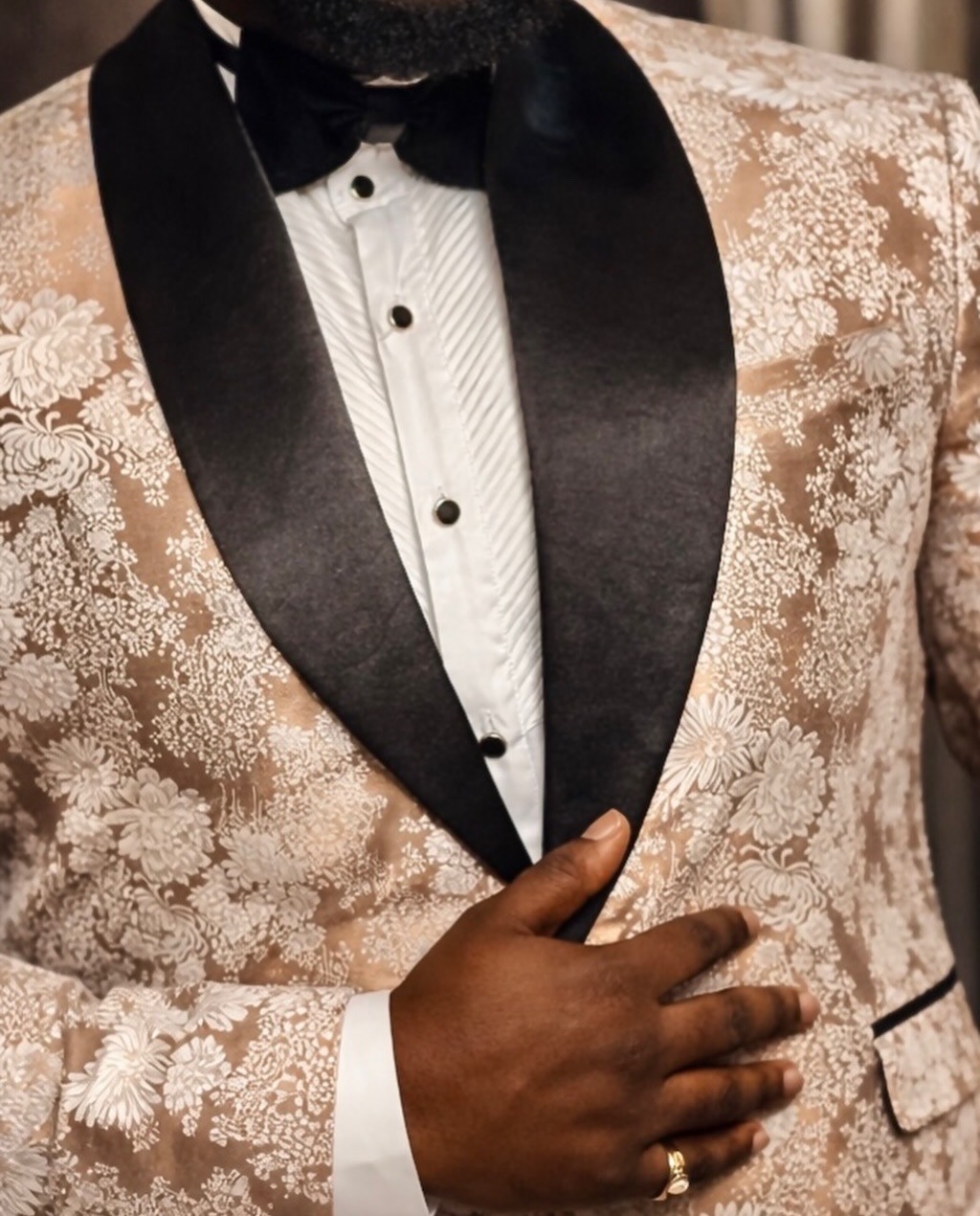 Vintage Men Suits 2 Pieces Shawl Lapel Blazer Tailor-Made Jacquard Jacket One Button Groom Prom Party Customized Coat Black Pants Plus Size