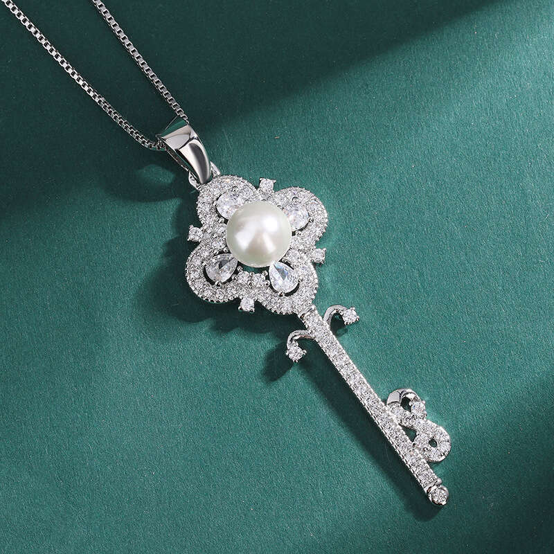 Full Diamond Key Necklace Imitation Natural Pearl Collarbone Chain Pendant