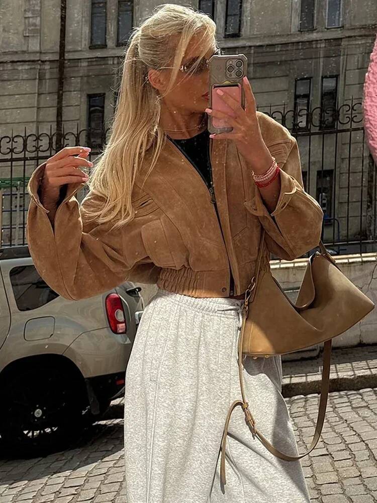 Elegant Brown Loose Short Suedejacket Women Lapel Lantern Sleeves Outwears Fashion Spring Autumn Female Daily Commute Coat 2026