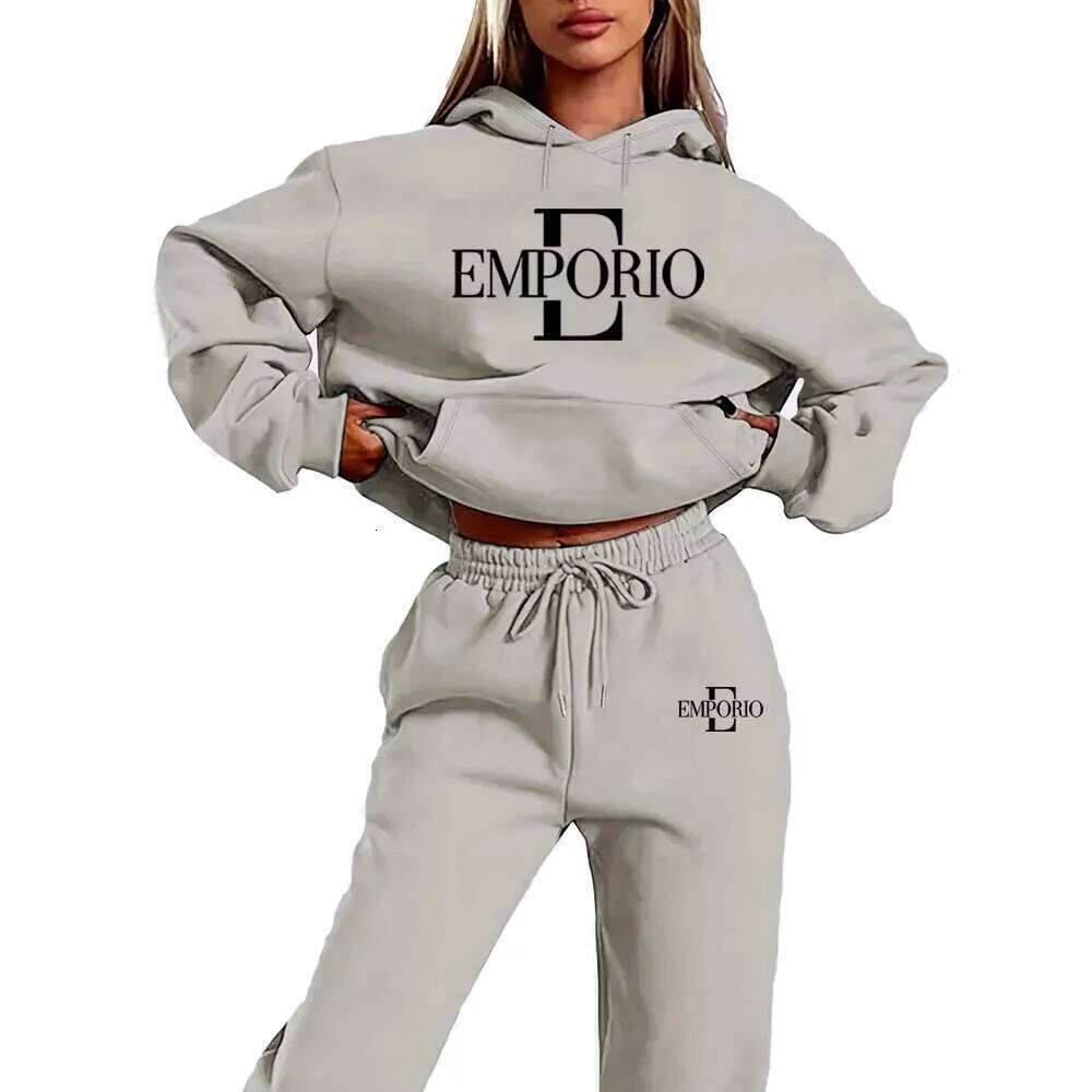 2pcs Women's Hooded Sweatshirt Jogger Set with Graphic Print - Black & White Gradient Colorblock, All-Season Casual Clothing, C260312