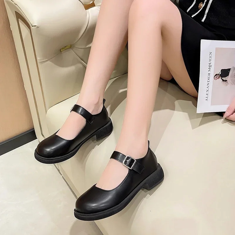 Womens SpringSummerAutumn British Academy Style Low Heel Round Toe Mary Jane Single Shoes with Small Leather Shoes 260227