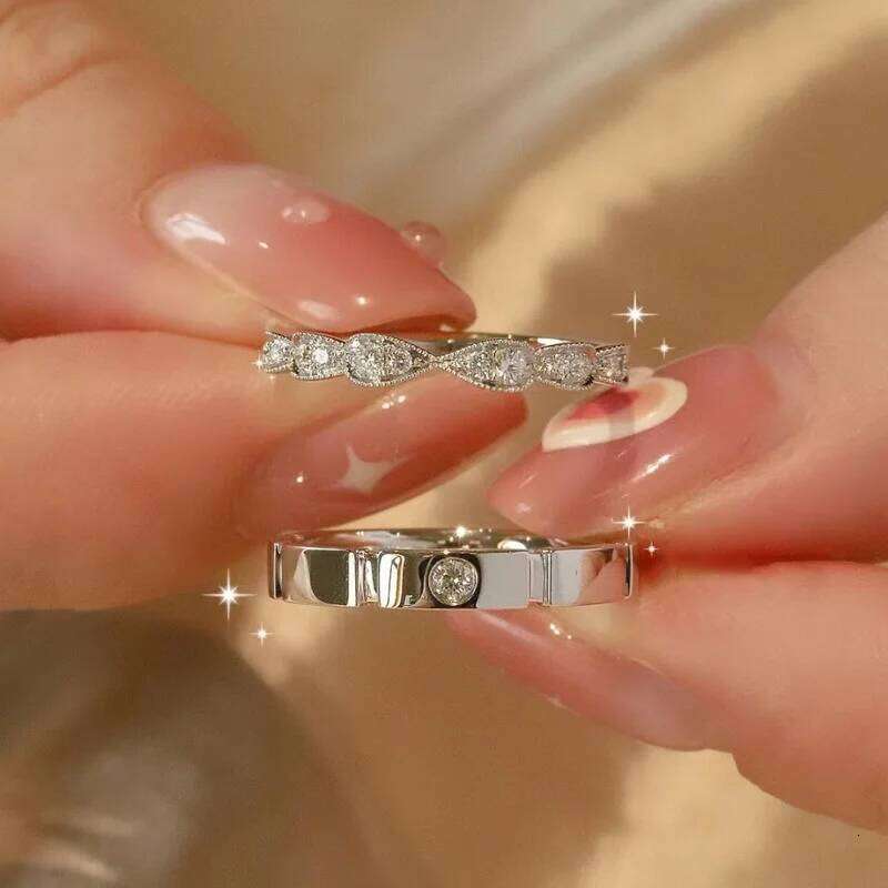 2 Pcs Silver Color Shiny Zircon Matching Couple Luxury Delicate Wedding Rings Set for Women Men Charm Jewelry Accessories W260311