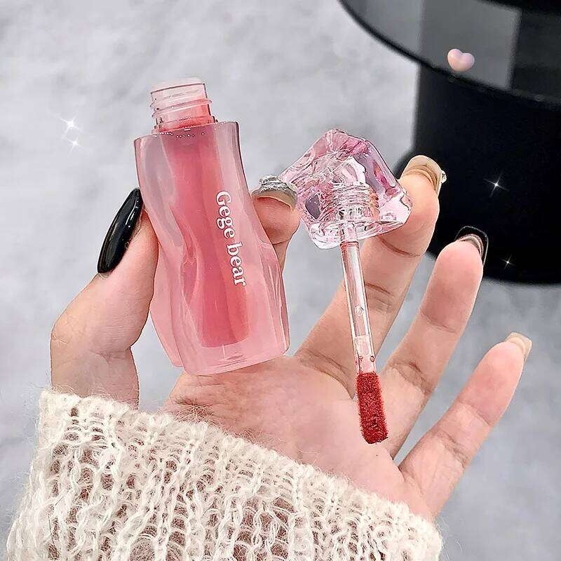 Gegebear Cream Velvet Matte Soft Texture Whitening Lip Mud Holiday Gift W260311