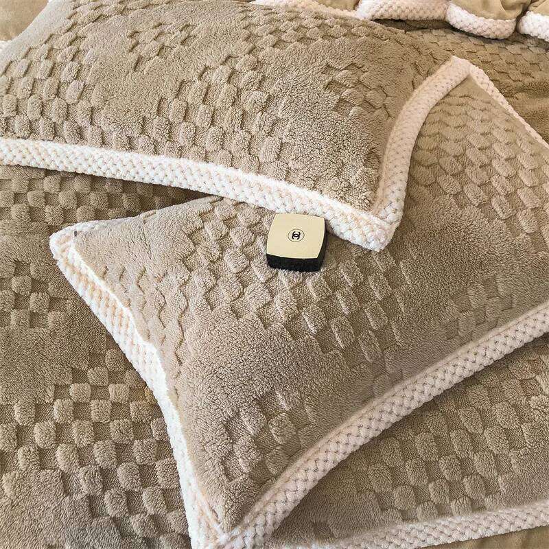2024 high gram weight new jacquard tafu fleece quilt cover blanket big bag, wide edge four-piece set H260312