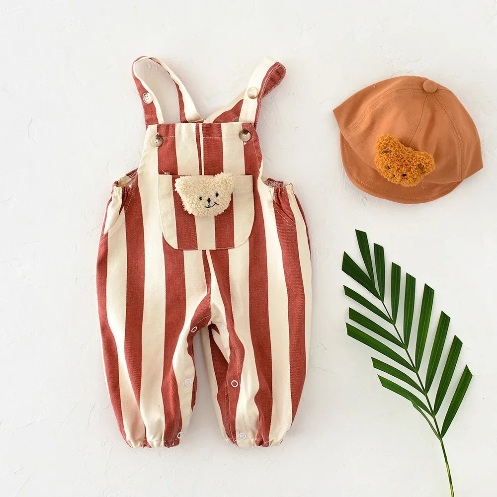 Spring Kids Baby Overalls Striped Letters Boys and Girls Suspenders Pants Big Pocket 03Y Loose Bib Infant Jumpsuit 260311