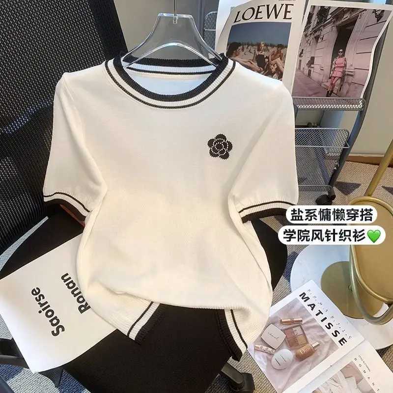 Women 2025 New Summer Camellia Ice Silk Short-sleeved T-shirt to Make You Look Slim and Shoulder Knitted TopT260312