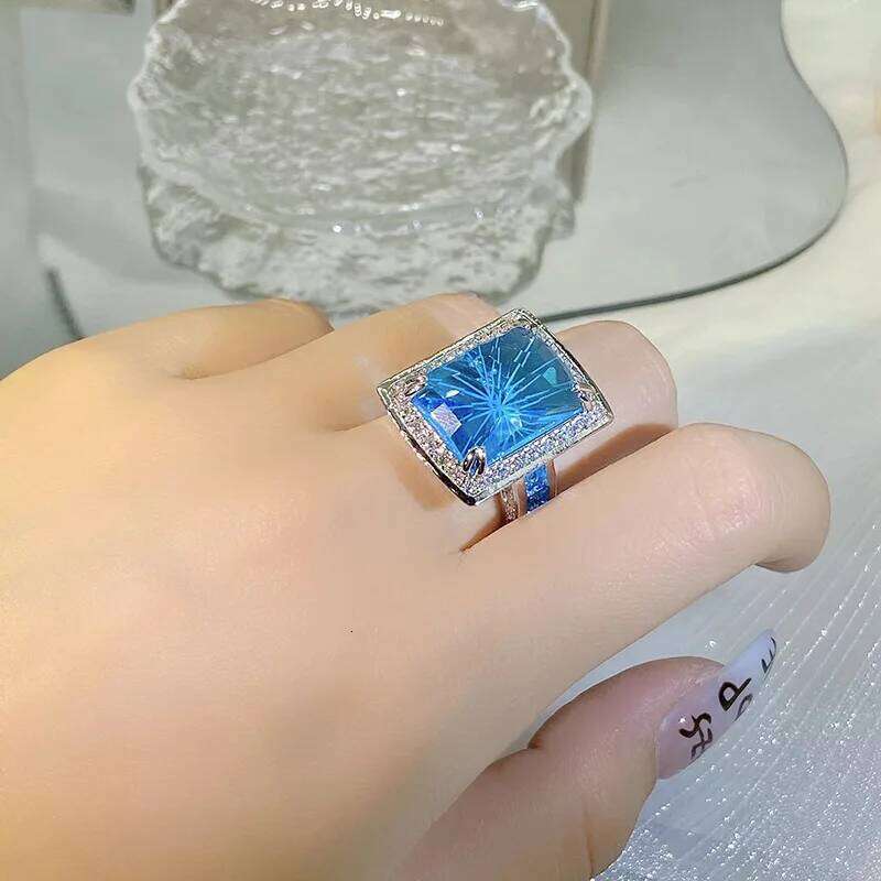 Sparkling Marine Blue Imitation Crystal Gemstone Full Diamond Ring Haute Banqueting Ladies 925 Sterling Silver Fashion Jewelry H260312