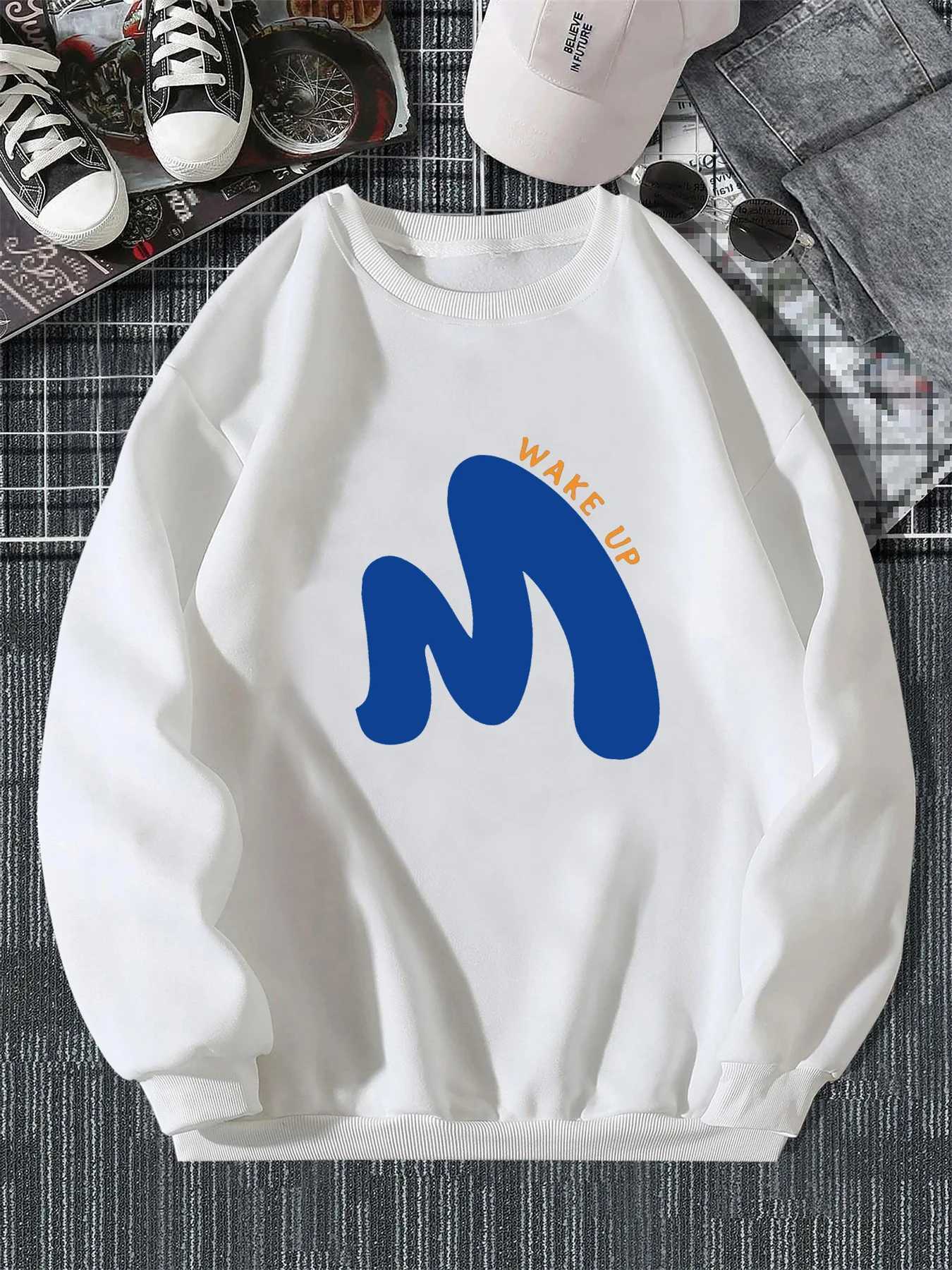 Mens autumn and winter fashionable casual loose M WAKE UP letter graphic printed long sleeved round neck sweatshirt M260312