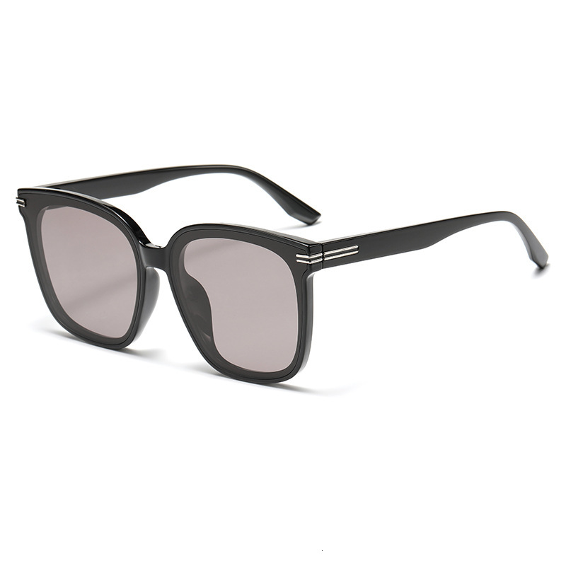 2026 New Square Large Frame Sunglasses for Women, Trendy Sun Protection GM Style Sunglasses, Women's Wholesale