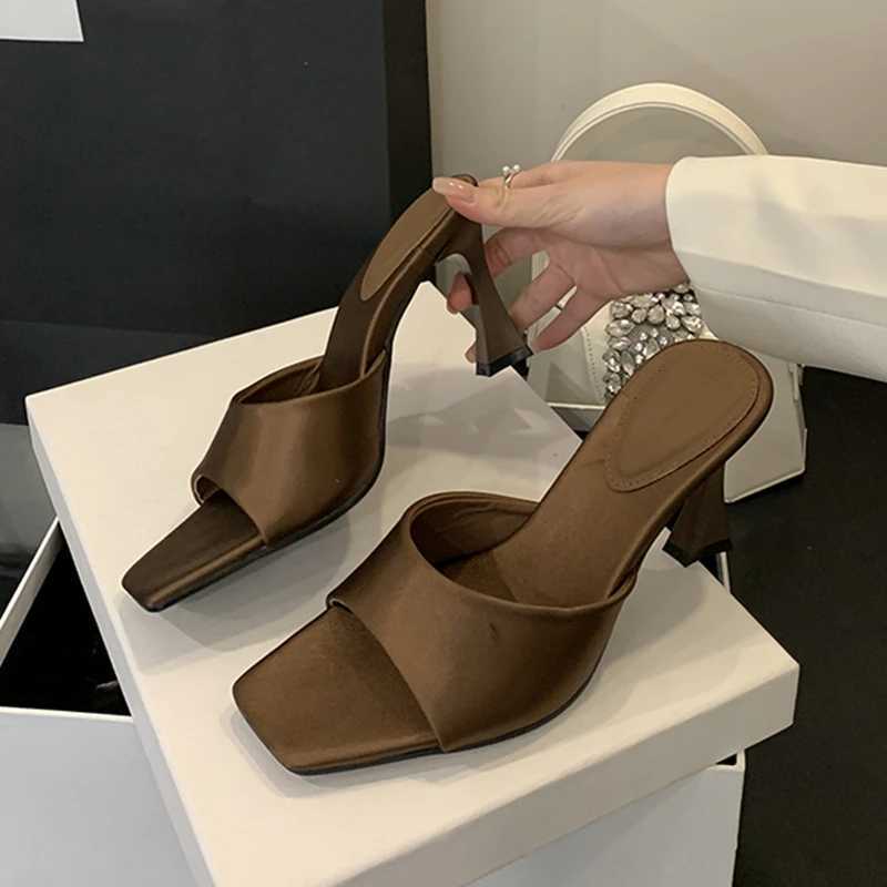 SUOJIALUN 2025 New Summer Women Slipper Fashion Square Toe Slip On Slides Thin High Heel Outdoor Dress Ladies Elegant Pump K260312
