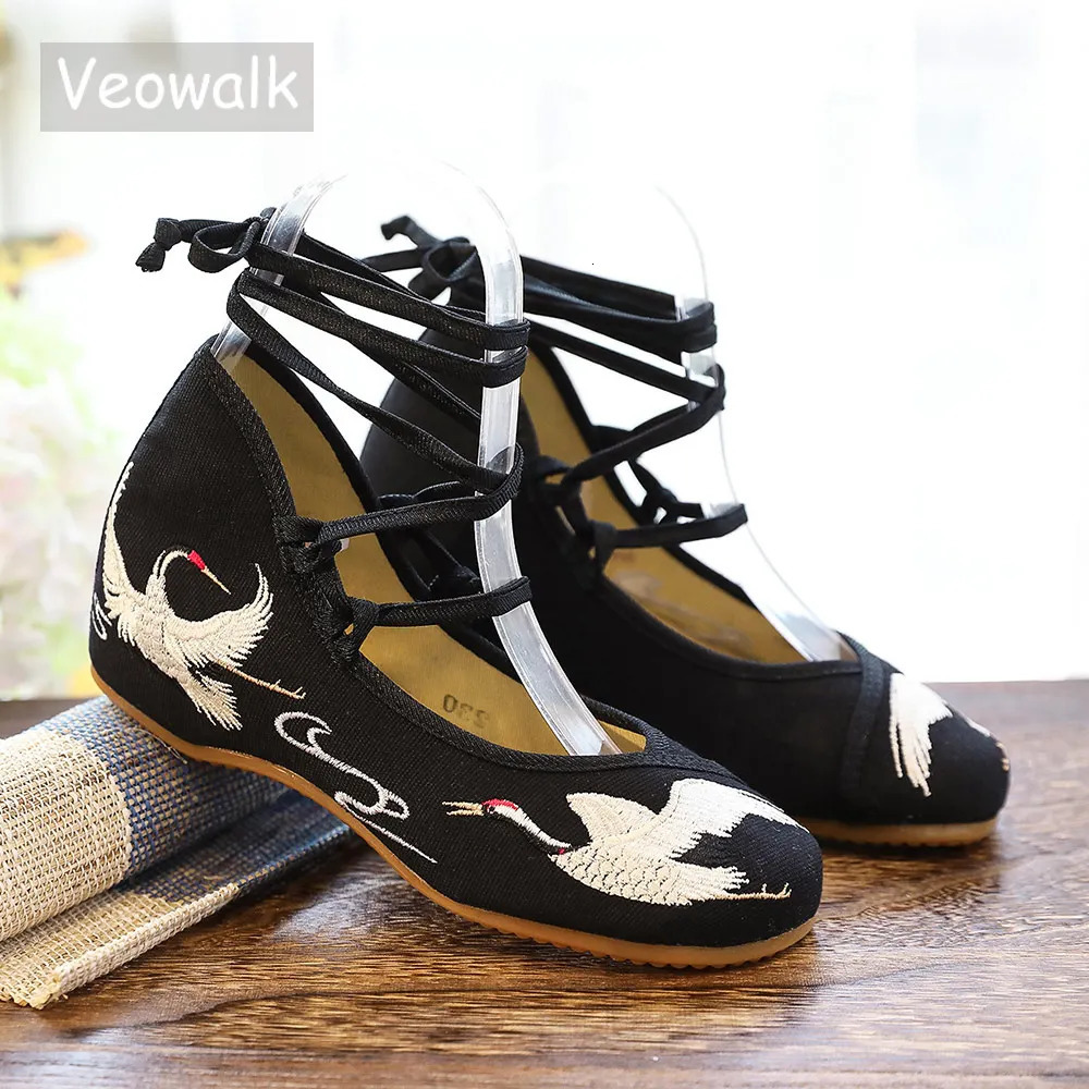 Veowalk Crane Embroidered Women Canvas Lace Strap Ballet Flats Ladies Comfortable Casual Cotton Fabric Shoes 260227