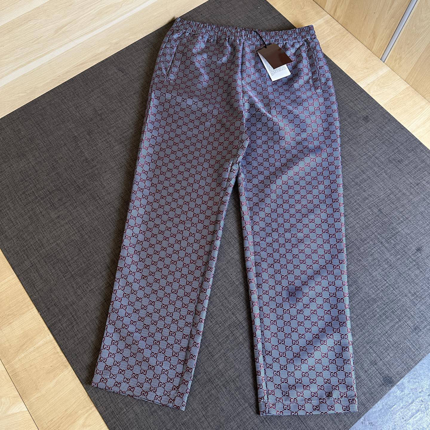 Men's Plus Size Shorts 2026 new beach pants official website synchronous comfortable waterproof fabric men's color: picture color code: m-xxxl 73554Tr43