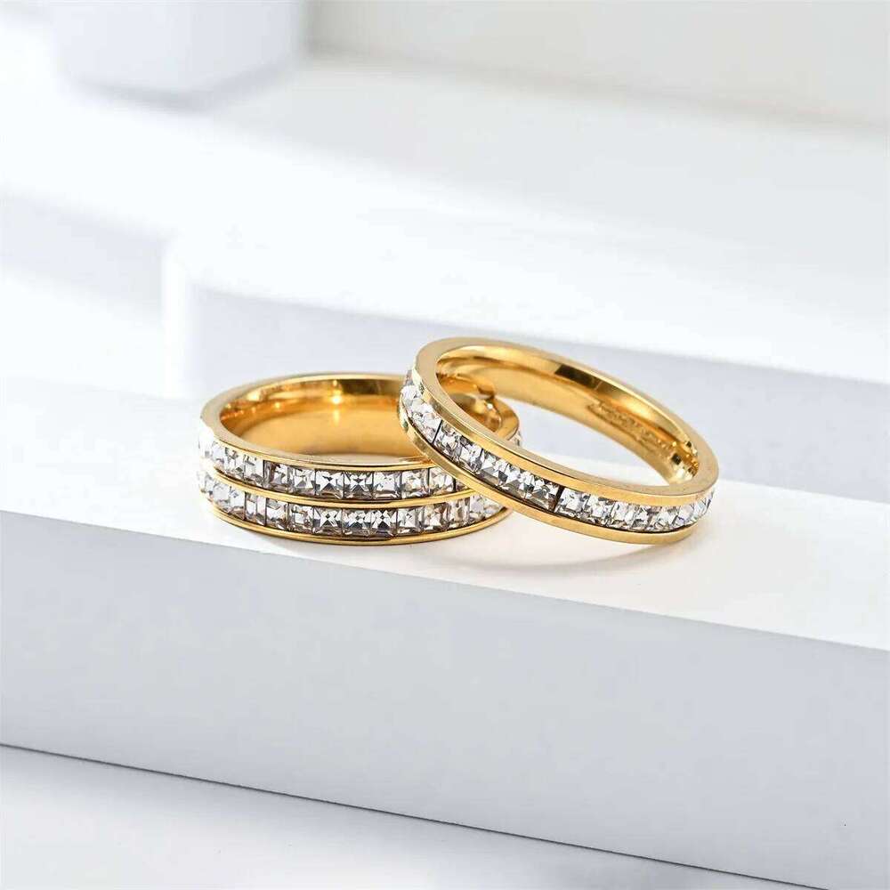 Hip Hop Iced Out Crystal CZ Bling Woman Fashion Stainless Steel Rings For Men Women Wedding Engagement Jewelry Wholesale W260311
