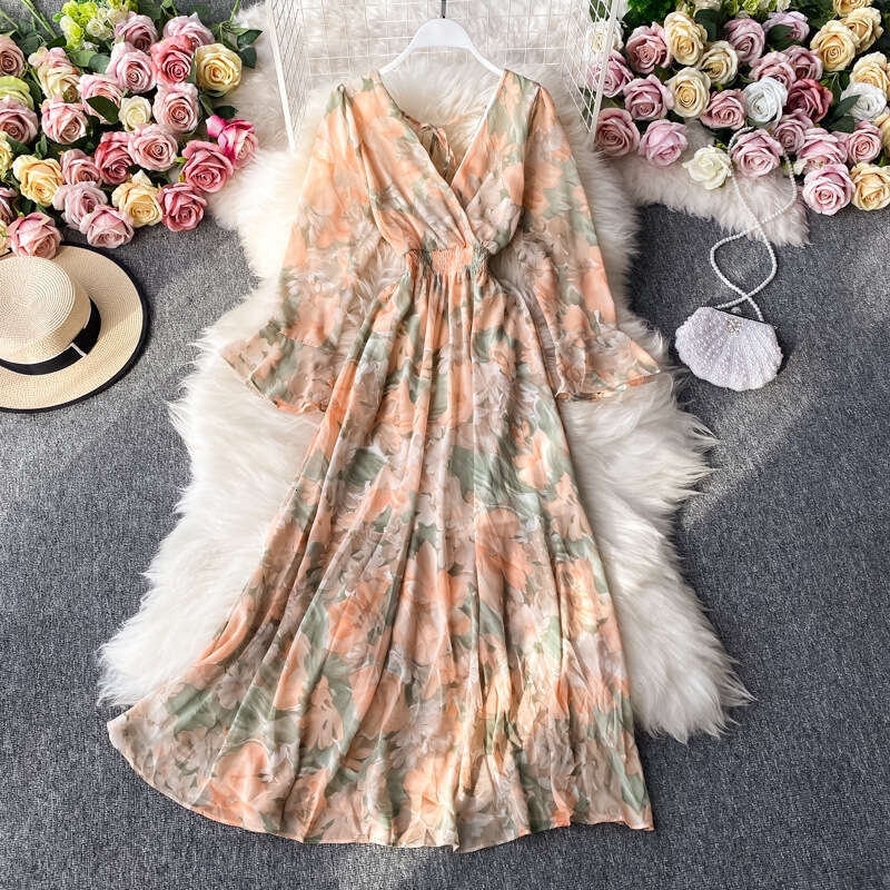 2026 Spring and Autumn V-neck Bell shaped Sleeve High a23 Waist Slimming Floral Skirt Super Fairy Style Waist Slimming Long Dress