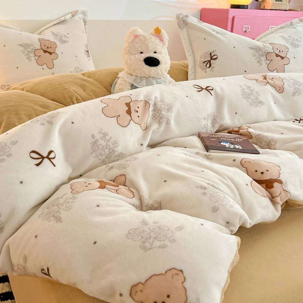 Thickened Winter Warm Bedding Soft Cartoon Printed Milk Velvet Four-Piece Set Bedroom Decor Quilt Cover Bed Sheet Pillowcase H260312