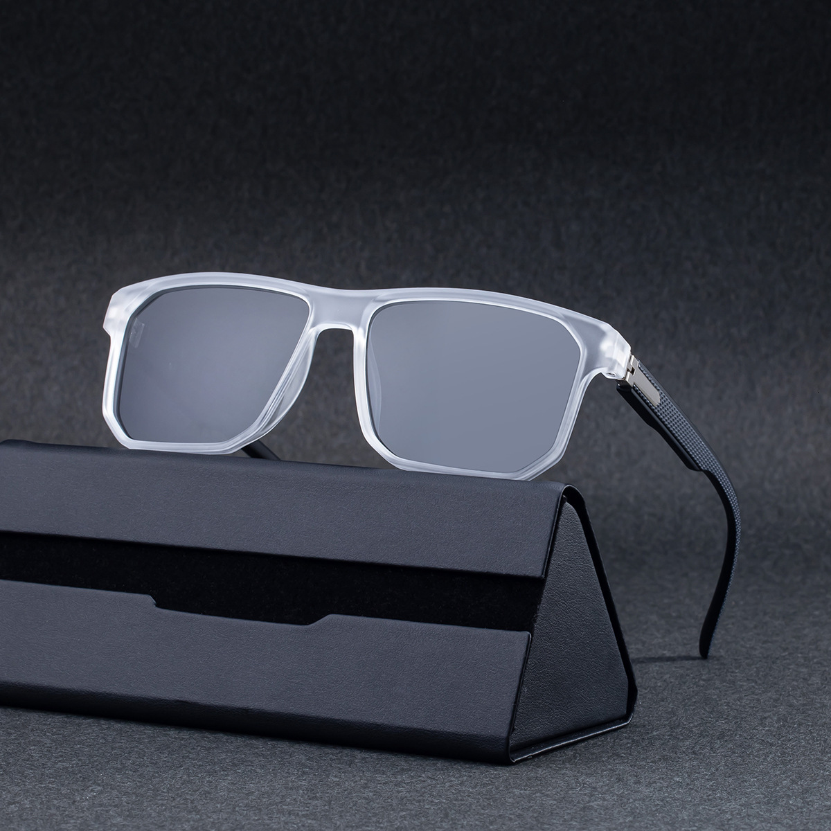 2026 New European American Fashion Polygonal Sunglasses Trendy and Unique Outdoor Driving Sun Protection Glasses for Men,