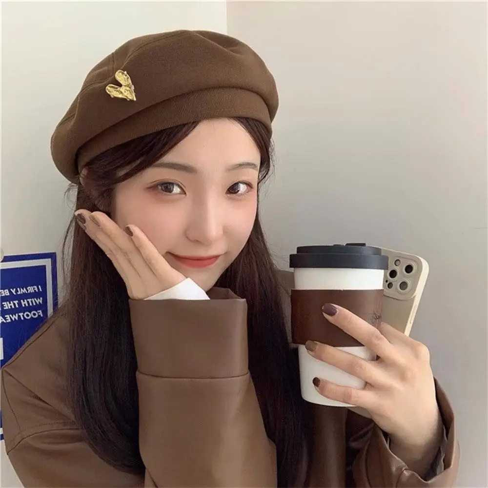 Women Metal Heart-shaped Berets French Artist Warm Winter Beanie Hat Solid Color Elegant Lady Painter Cap Street Octagonal Beret H260312 - view 4