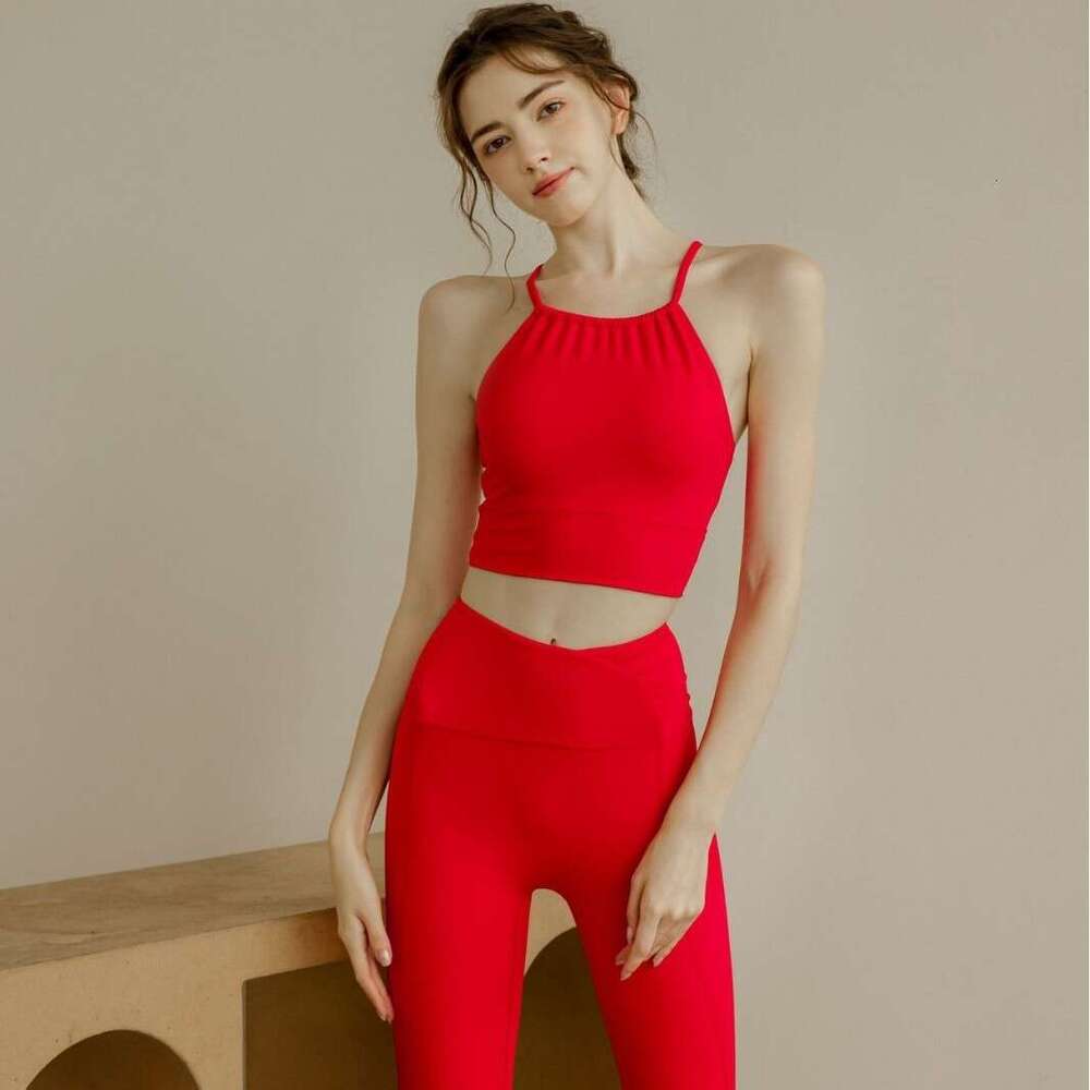 Women's sports Designer with chest pads and thin straps, yoga tank top, shockproof, anti-sagging, sexy backless fitness bra