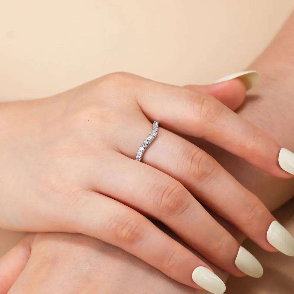 M-JAJA Eternity Promise V Shape S925 Sterling Silver Rings D VVS1 Moissanite Wedding Engagement Ring for Women Anniversary H260312