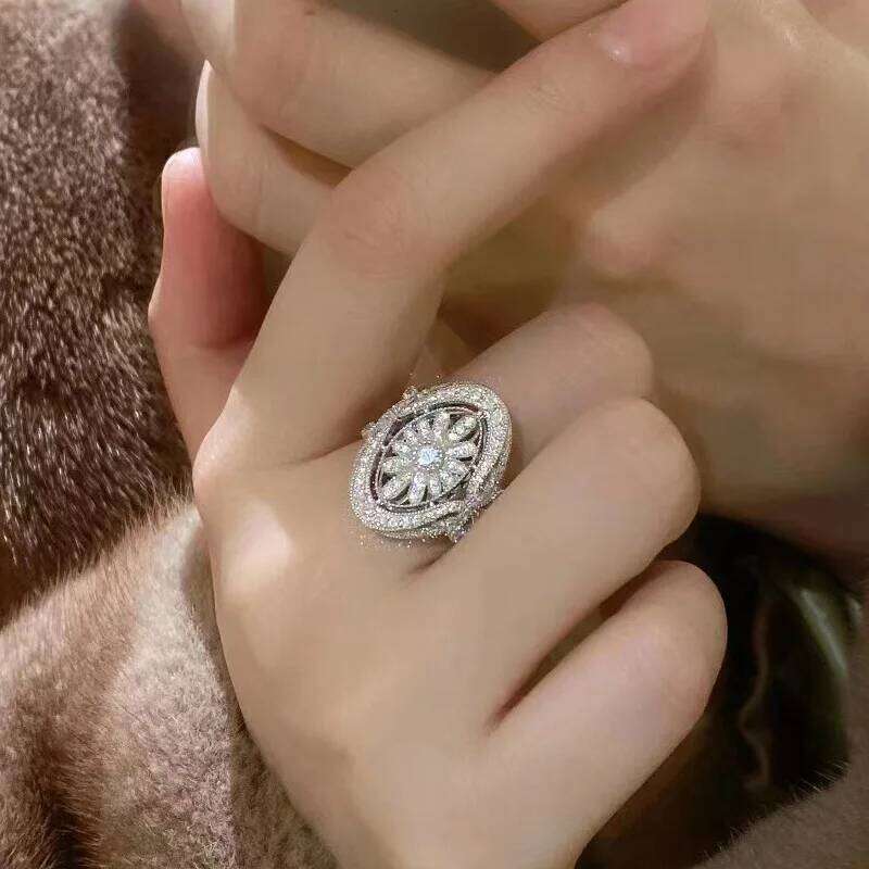 Huitan Gentle Sparkling Rings with Hollow Flower Design Brilliant Sweet Finger Accessories Charming Exquisite Party Jewelry Hot H260312