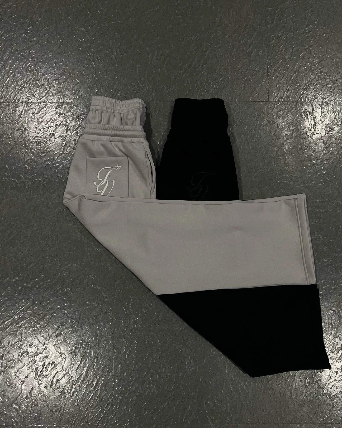 Harajuku Loose Double Waisted Sweatpants Y2K American Solid Color Letter Embroidery Casual Pants Hip Hop Drawstring Waist Jogger 260311