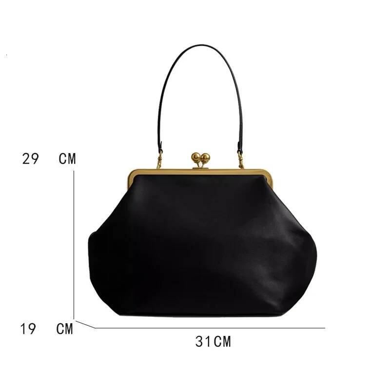 2026 New Shell Clutch Clip Bags For Women Luxury Designer Handbag And Purses Fashion Ladies Large Capacity Evening Bag