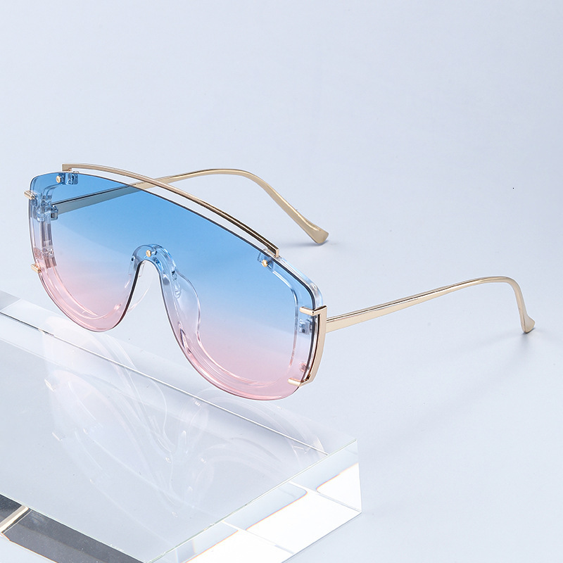 2026 New Large Frame One-piece Colorful Ins Personality Modern Fashion Internet Celebrity Sunglasses for Women