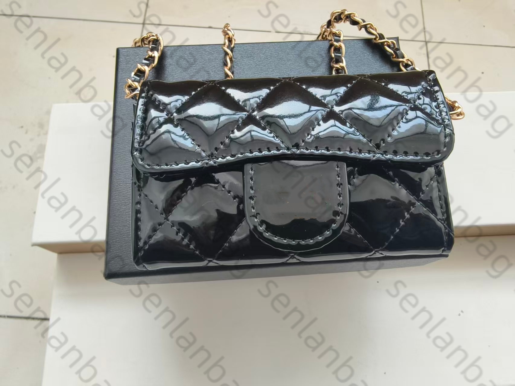 A10Luxury designer wallet, classic women's bag with chain, trendy double letter caviar pattern dinner bag, fashionable business card holder, exquisite packaging