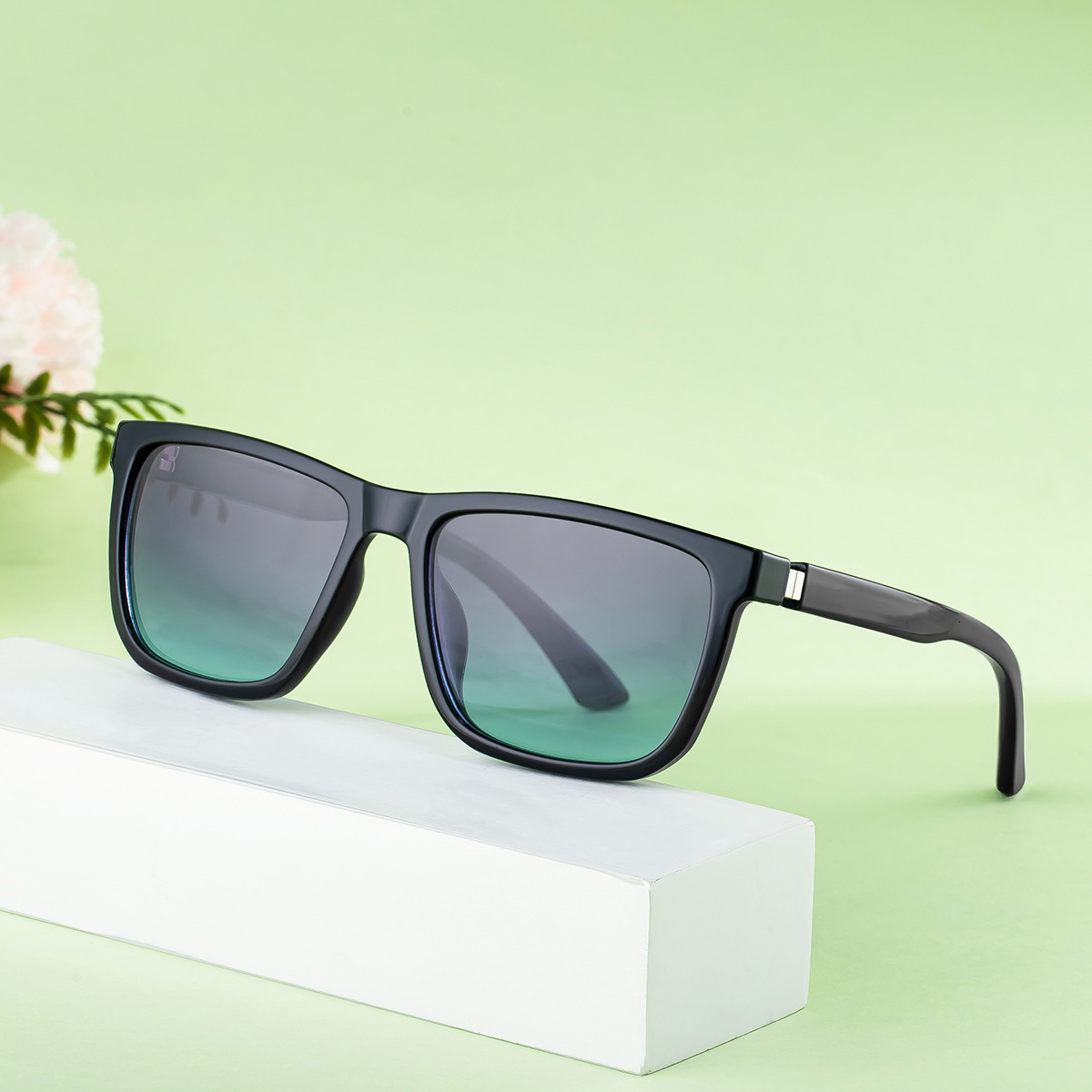 2026 New Fashion Square Polarized Men, Outdoor Driving, Fishing, Sun Protection Sunglasses for Men