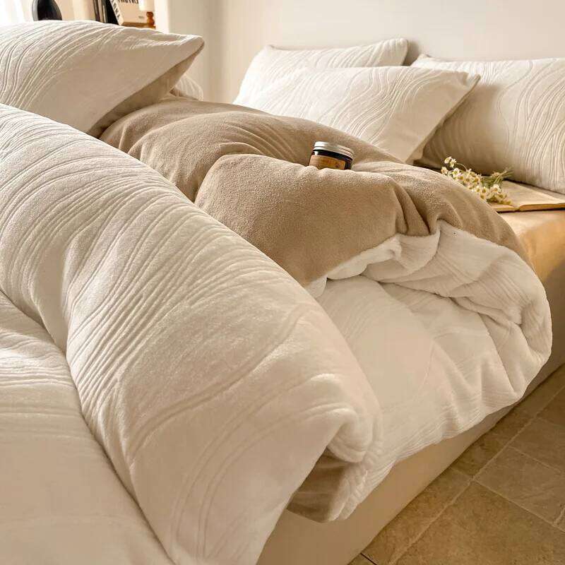 2025 new winter solid color comfortable four-piece set milk fleece carved quilt cover bedding thickened warming kit H260312