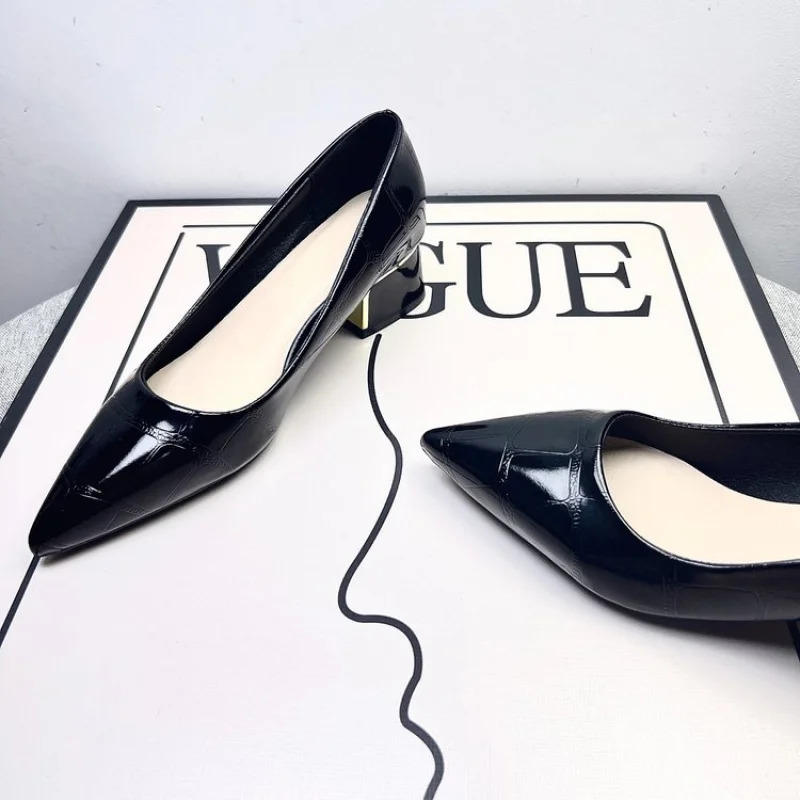 comfortable and versatile n ious light highend fashion matching with small skirt ladies single shoes 260306