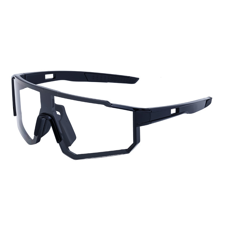 2026 New Model Photosensitive Automatic Color-Changing for Women Outdoor Cycling Sports Windproof Sunglasses Trendy Shades