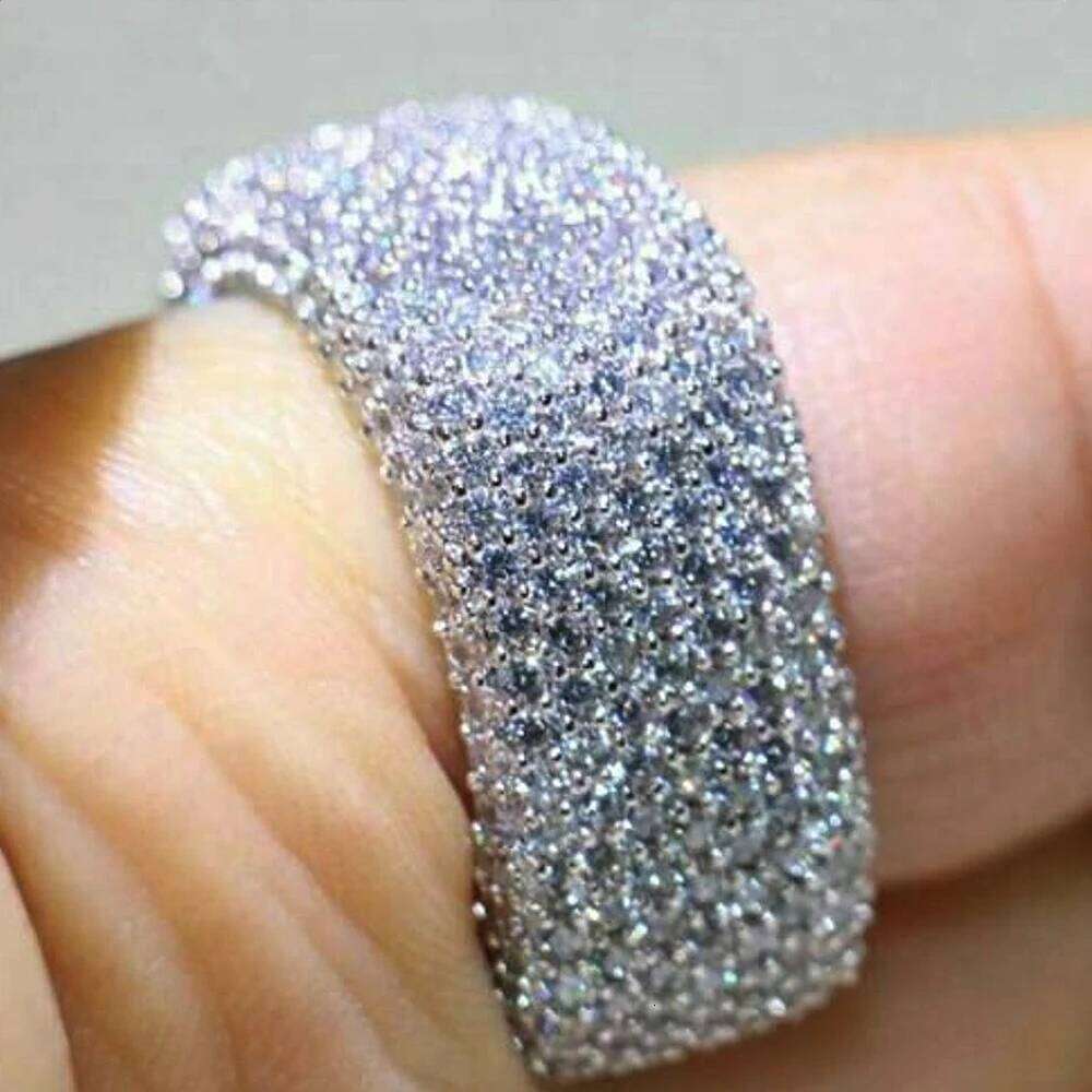 Huitan Luxury Crystal Cubic Zirconia for Women Fashion Geometric Band Design Bridal Wedding Party Rings Gorgeous Jewelry H260312