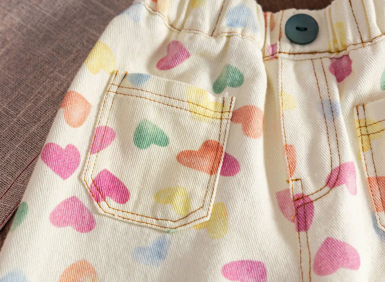 Spring Autumn Kids Pants coloful heart printed children straight jeans Girls loose denim Trousers 260311