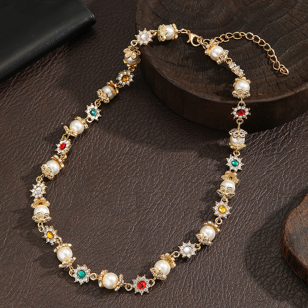 Luxury Brand Designer Jewelry New INS Hot-Selling Pearl Flower Inlaid Diamond Colorful Gemstone Necklace Niche Design Men's Dopamine Necklace