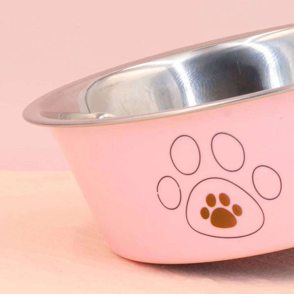 A pet stainless steel cat dog bowl is non slip and easy to clean indoors 26Y0312