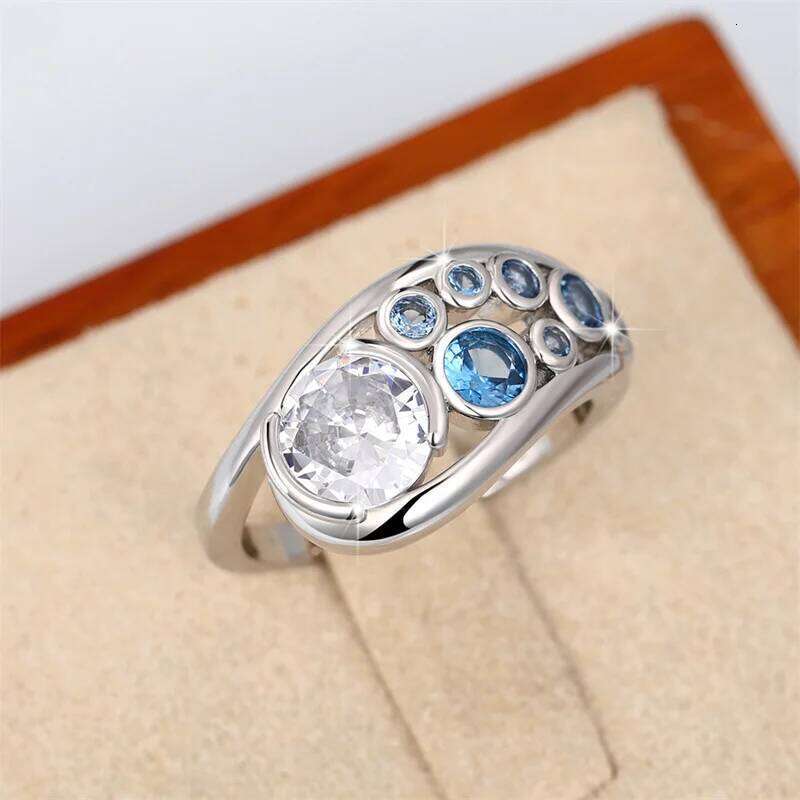 Huitan Modern Fashion Women's Rings with Multi-colored Cubic Zirconia Daily Wear Chic Finger Accessory Anniversary Party Jewelry H260312