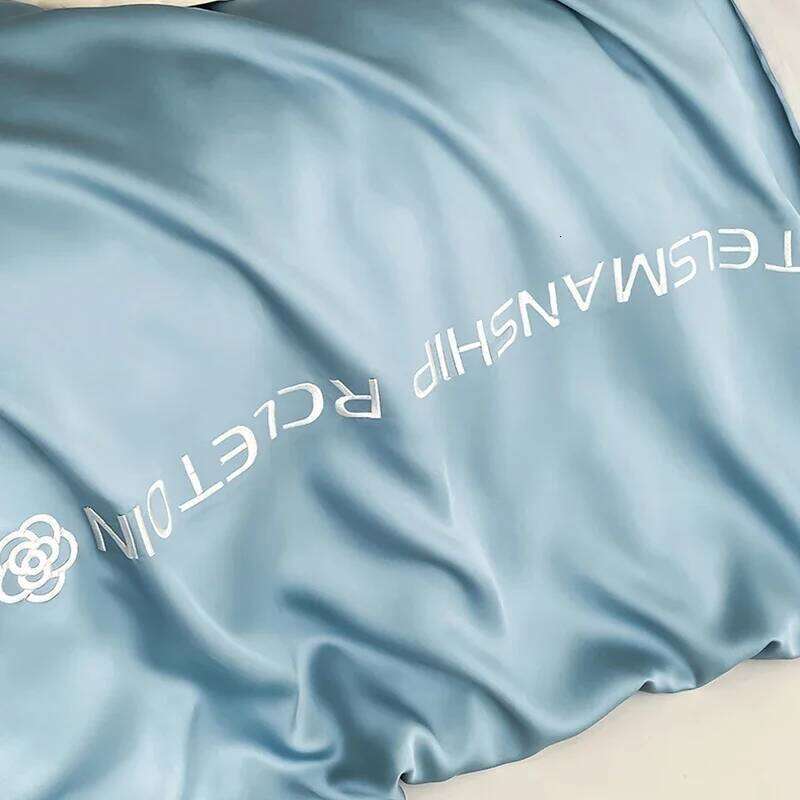 100% Embroidery Solid Bedding Sets High-End 4Pcs Pure Cotton Skin-Friendly Cozy Duvet Cover Kit Double Bed Bedclothes H260312