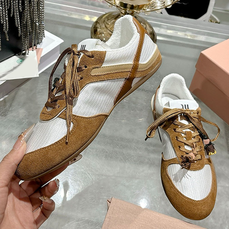 womens Gymnasium technical fabric suede sneakers luxury light structure casual casual outdoor sports shoes Spring Summer New Fashion Show trendy casual shoes