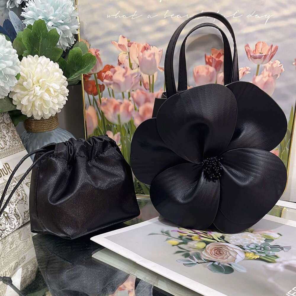 Early Spring New Women S Petal Flower Tote Creative Floral Handbag Single Shoulder Crossbody Chain Bag