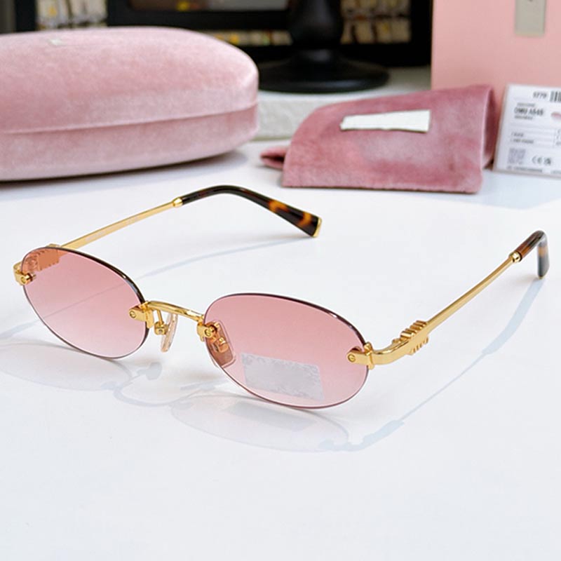 Fashion Designer Women Oval Rimless Metal Sunglasses SMUA54 Light Gold Metal Frame Pink Gradient Lens UV400 Protection Sexy Casual Womens Glasses 51-20-140mm