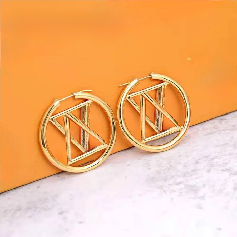 Designer Earrings for Woman Luxury Diameter 5cm 4cm 3cm Circle Simple Titanium Steel Gold Silver Hoop Earring Designer Jewelry Womens Fashion Gifts Letter Design