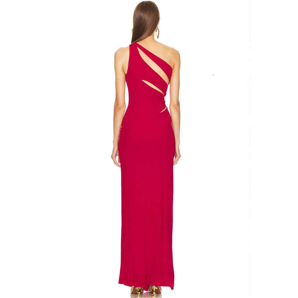2026 spring and summer new European and American niche sexy design asymmetrical shoulders a25 slim fit high waist goddess sleeveless long skirt