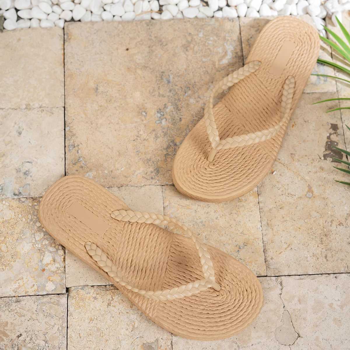 Womens Summer Beach Vacation Round-Toe Comfortable Open-Toe Waterproof Non-Slip Flat Flip-Flops Casual Home-Style Flip-Flops K260312
