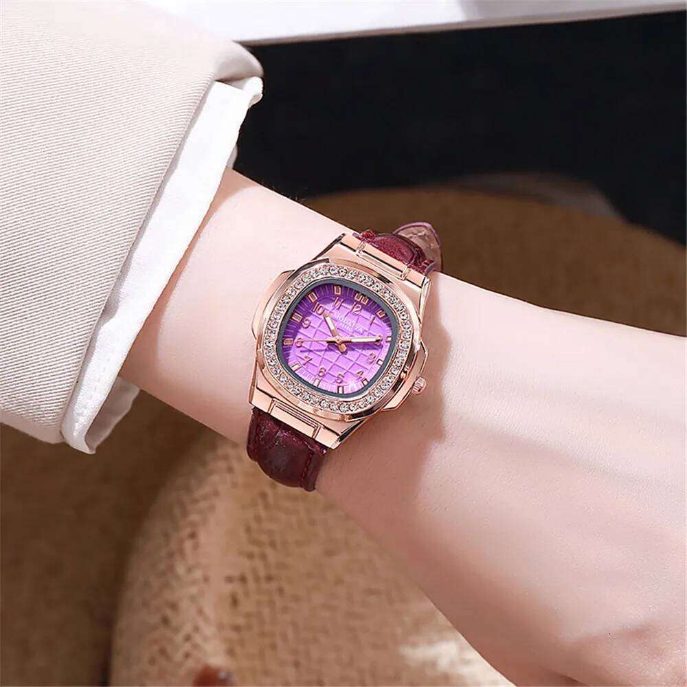 Luxury Ladies Digital Diamond Studded Quartz Watch Fashion 2025 New White Leather Strap Women's Dress Clock Watches