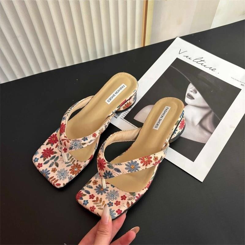 STAOXINDIKE 10A 2025 New Designer Low Heel Kitten Heel Wedge Heel Suede Red Black Ankle Strap Casual Narrow Wide Luxury Budget Heeled Shoes
