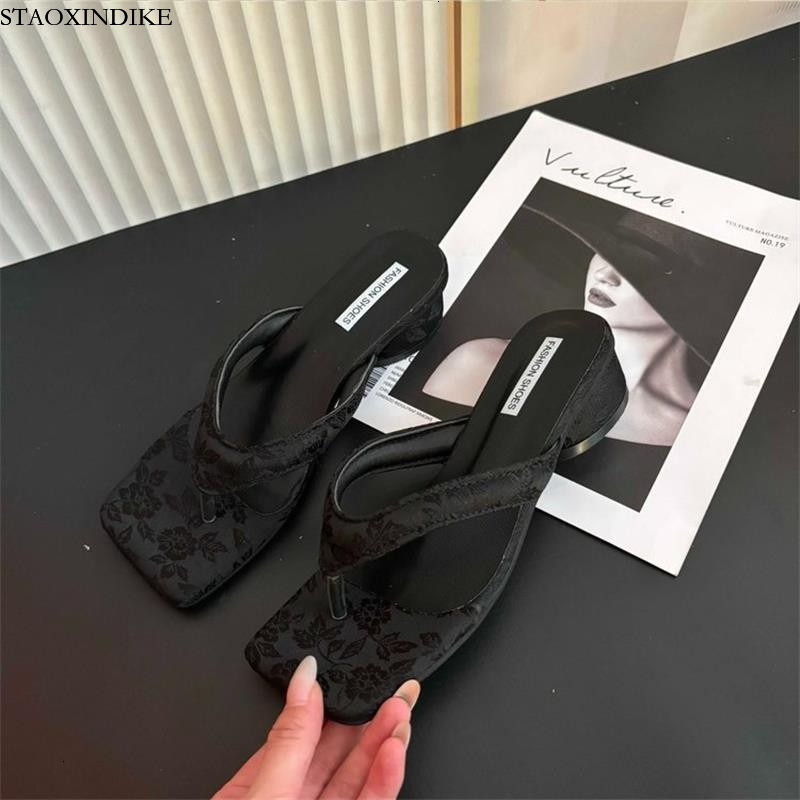 STAOXINDIKE 10A 2025 New Designer Low Heel Kitten Heel Wedge Heel Suede Red Black Ankle Strap Casual Narrow Wide Luxury Budget Heeled Shoes