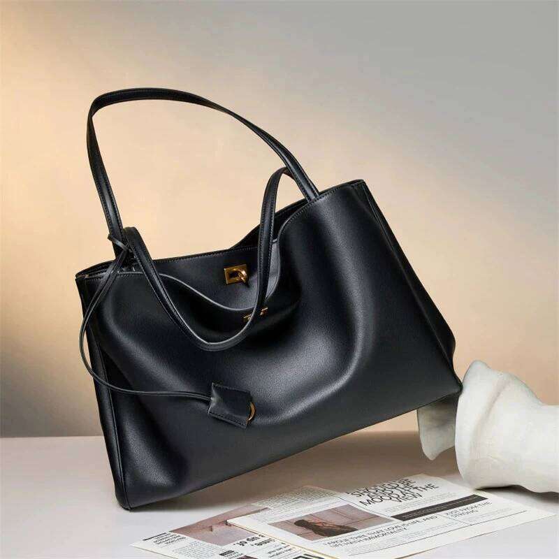 Women's Shoulder Luxury Genuine Leather Large-Capacity Wings Handbag, Casual Party Travel Y2k Purses Retro Tote Bag