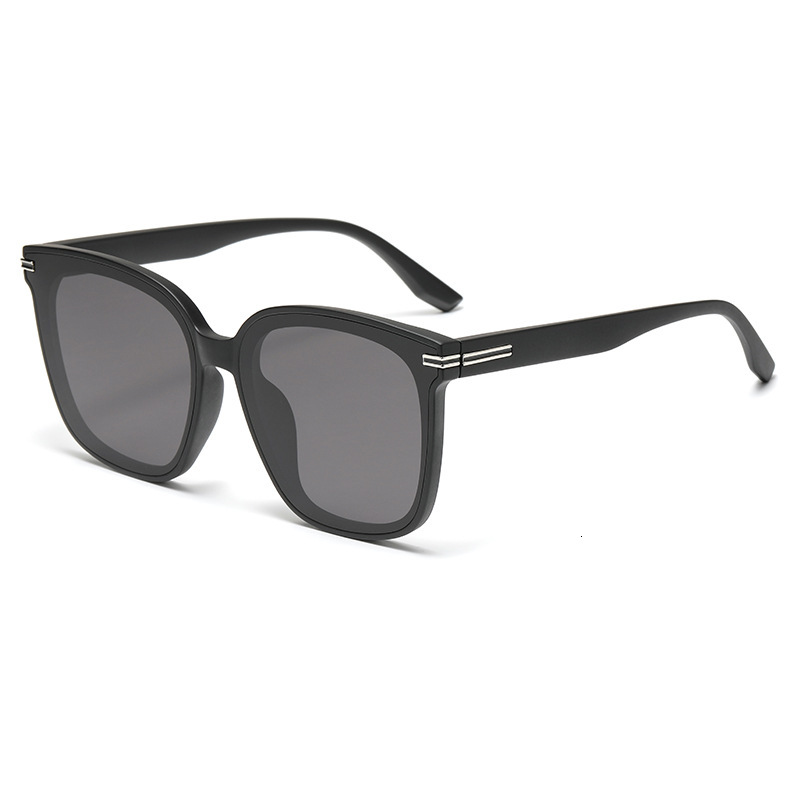 2026 New Square Large Frame Sunglasses for Women, Trendy Sun Protection GM Style Sunglasses, Women's Wholesale