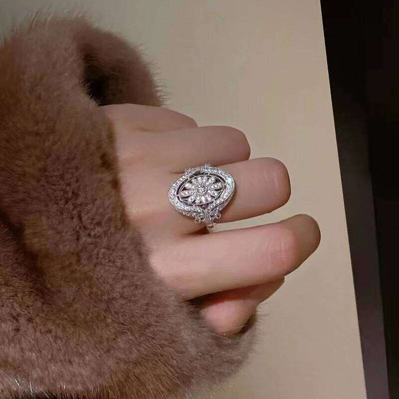 Huitan Gentle Sparkling Rings with Hollow Flower Design Brilliant Sweet Finger Accessories Charming Exquisite Party Jewelry Hot H260312